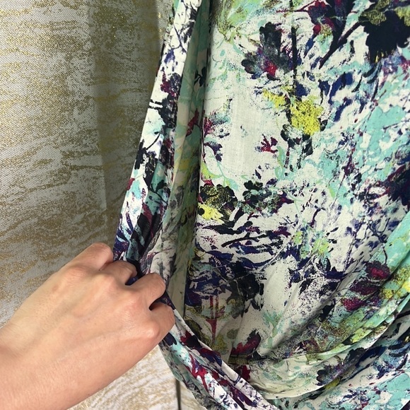 S.Oliver Floral 3/4 Length Sleeve Front Wrap Blouse Size 8 - Picture 8 of 17